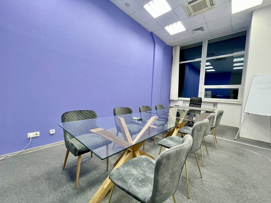 Затишна переговорна у центрі Києва