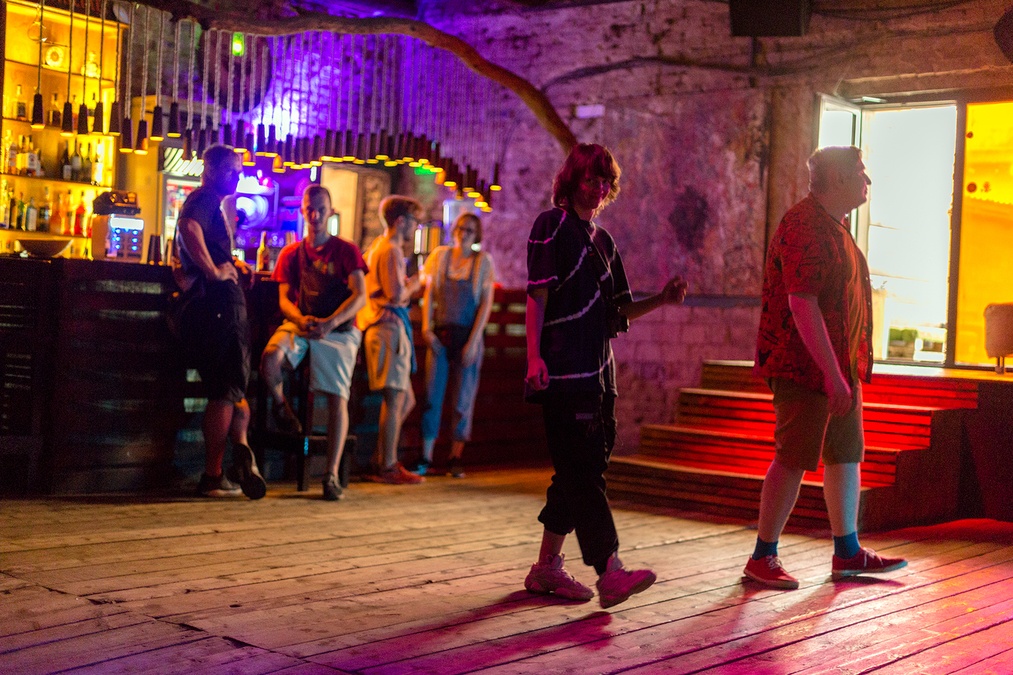 Mezzanine – арт-пространство с террасой на Подоле