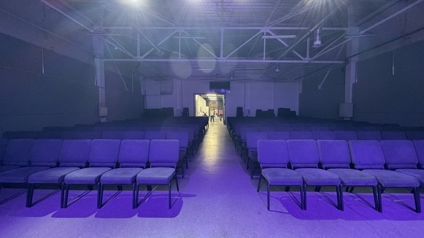 UPSTREAM PLACE  - сучасний івент-простір 