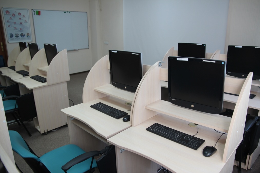 Аудитория COMPUTER CLASS от "Pro Business Hub"