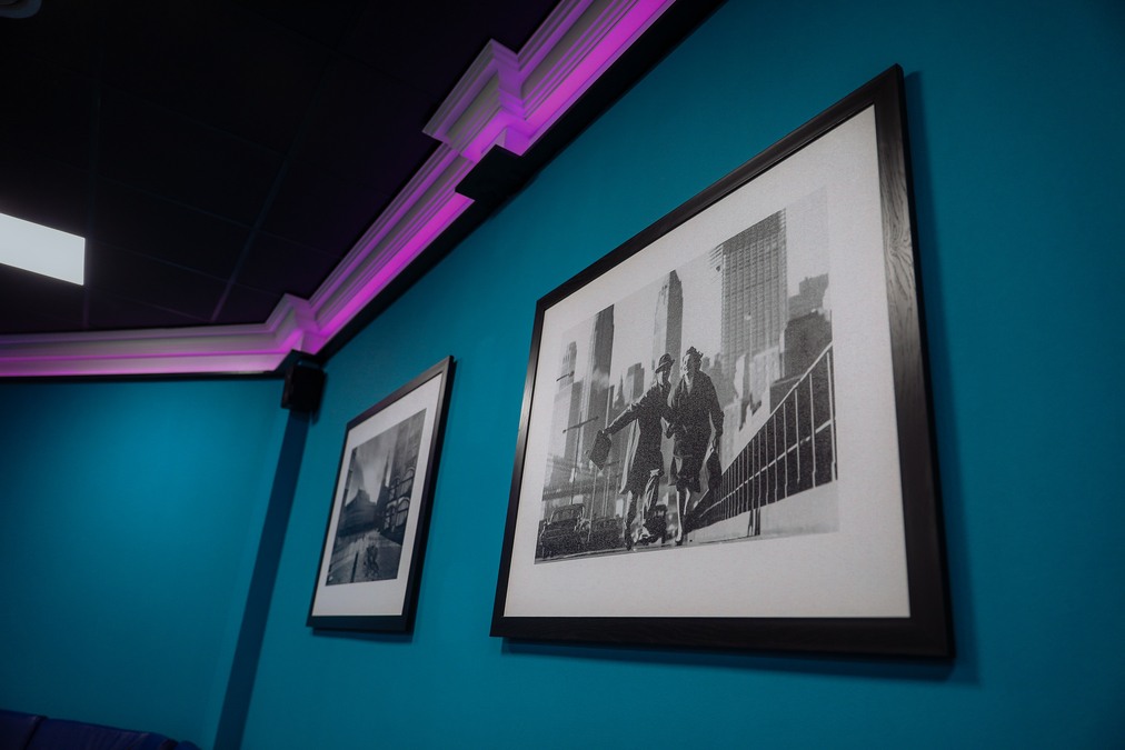 Зал ЛЮМ'ЄР на Лівому березі в готелі Турист