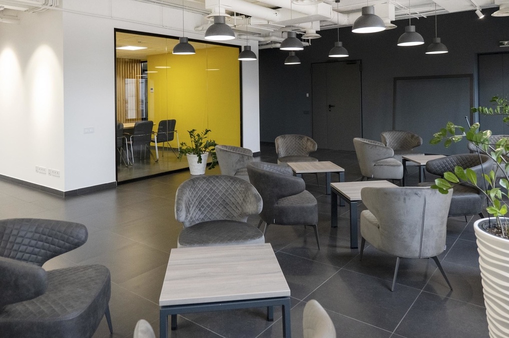 Делайт Конференц Хол