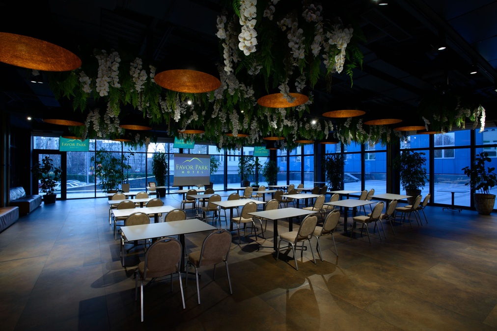 Квітковий "Зал Орхідей" для урочистих подій