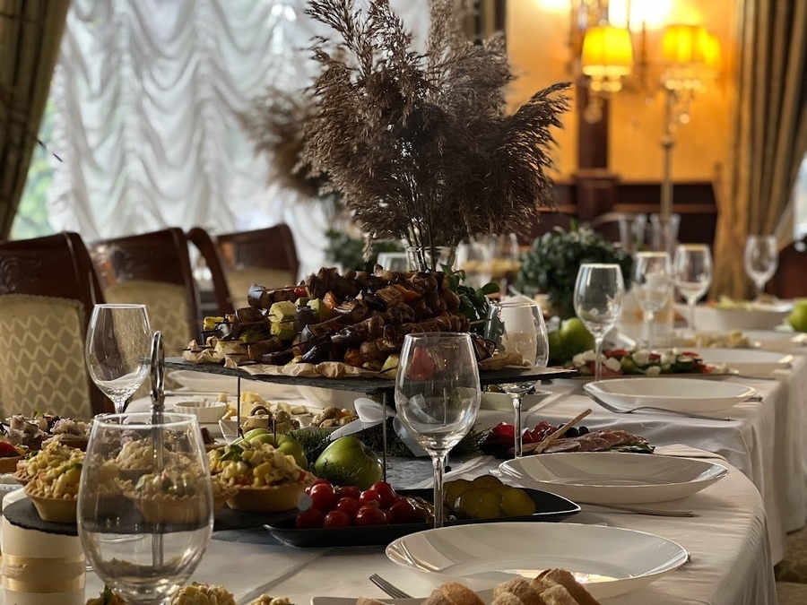 Будинок для івентів у Києві з банкетним залом +СПА