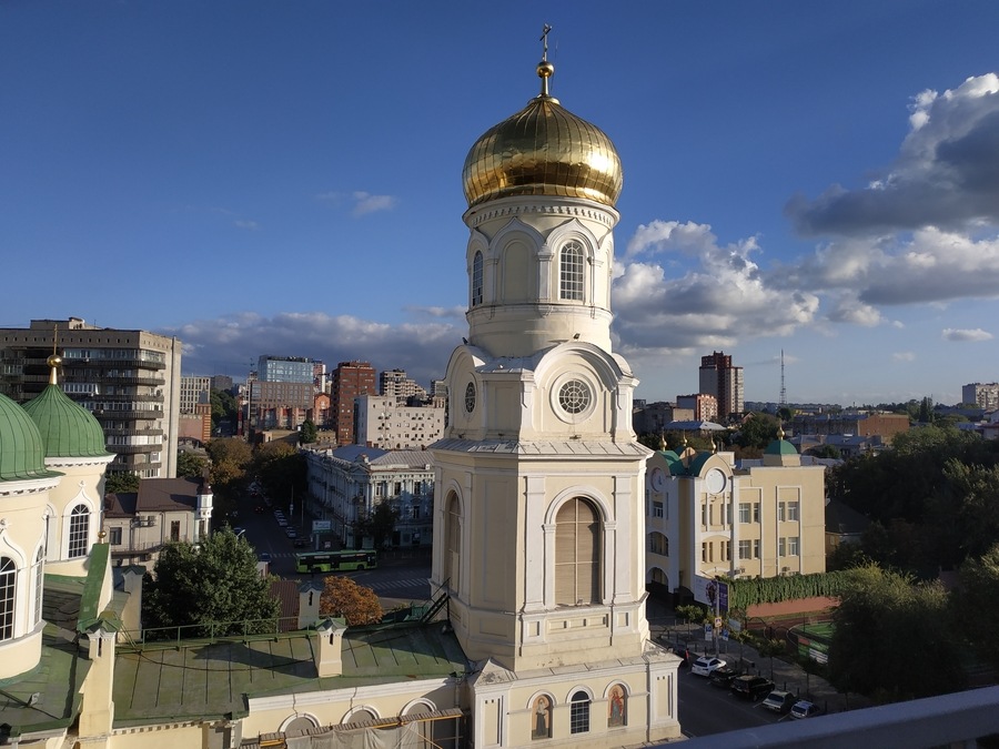 Хаб на даху для приватних та корпоративних заходів