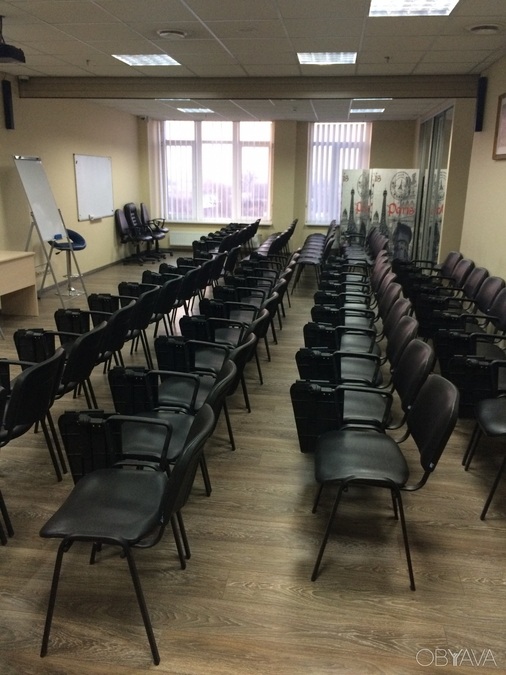 Зал для проведення заходів на Осокорках