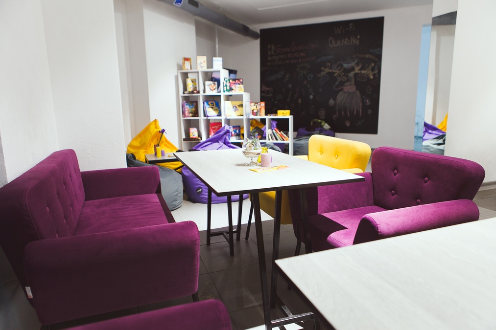 Креативний простір Антикафе "Олень та чай"