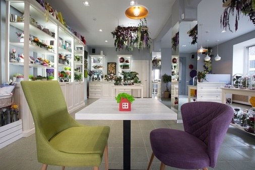 Зал у кафе-бутік "КаваКвіти"