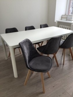 Комната для мастер-классов и переговоров