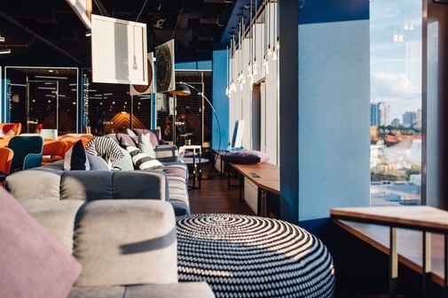 CQ — локация для конференций