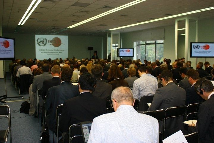 Современный конференц-зал в бизнес центре класса А