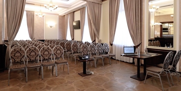 Обзор Конференц-зал в Отеле "Украина" с укрытием