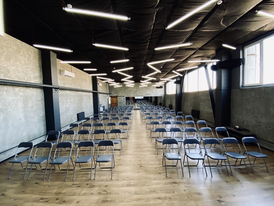 Івент-простір LUCKY STEP