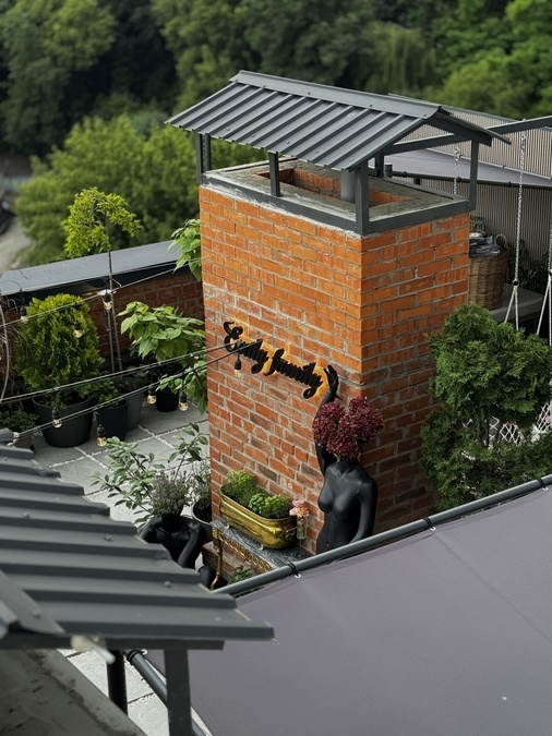 Тераса на даху Emily Family