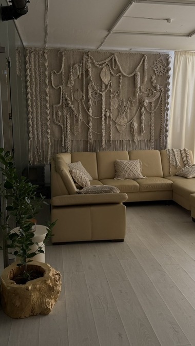 Emily Family Studio — камерна локація для подій