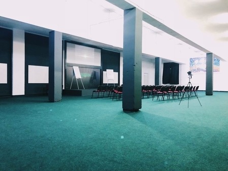 Конференц-зал для різних заходів