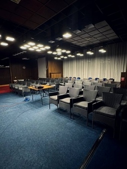 Олімпік Хаб - івент простір біля Олімпійського