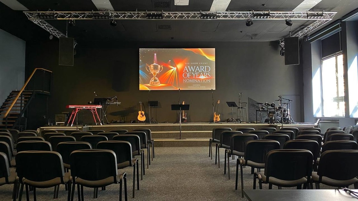 «Podil Hall» багатофункціональний простір