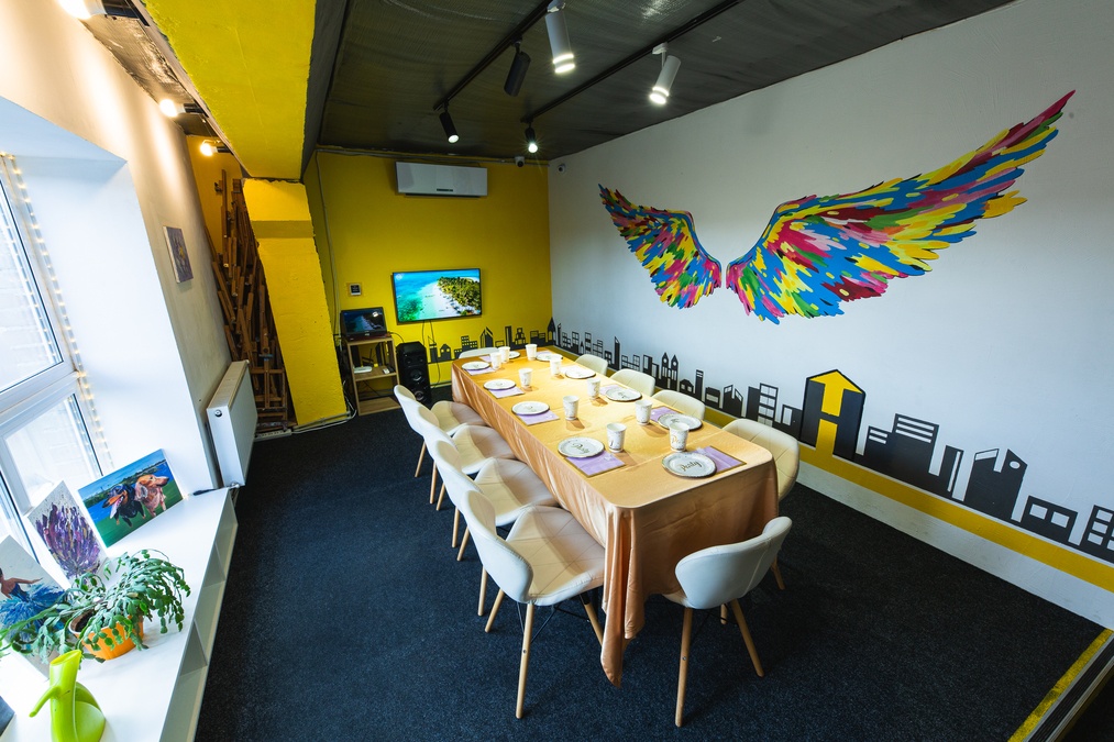 Зал з квест-кімнатами - The HOUSE quest&party 