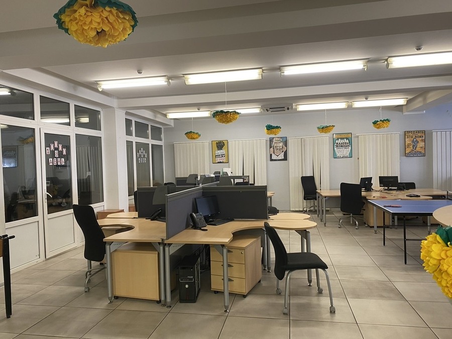 Презентабельний простір на Позняках