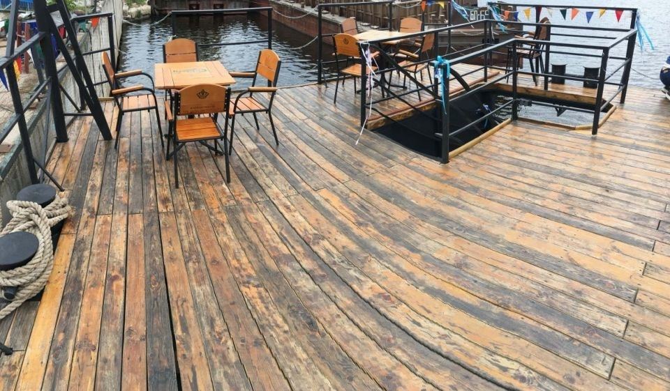 Івент-майданчик на теплоході BARZHA