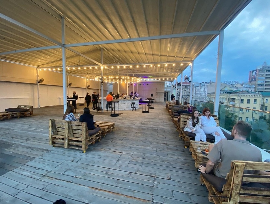 Тераса на даху Bel Etage