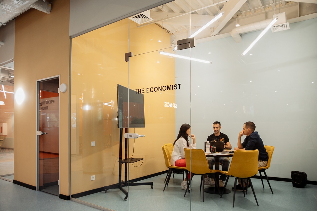 Переговорка на Дарнице The Space Coworking