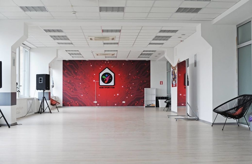 Зал для виступів та інших заходів