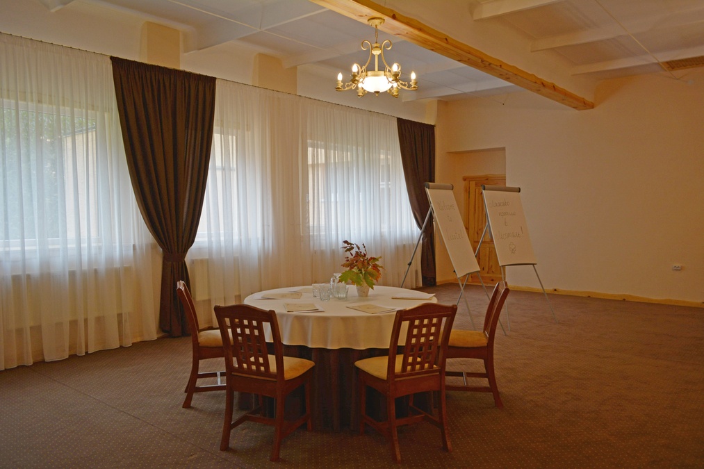 Располагающий конференц-зал под Киевом