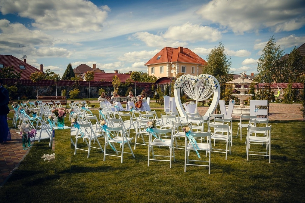 Роскошный банкетный зал «ВЕРСАЛЬ»