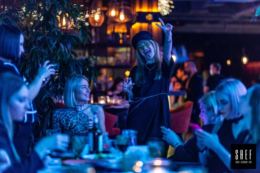 Ресторан SHEF для банкетів та різних свят