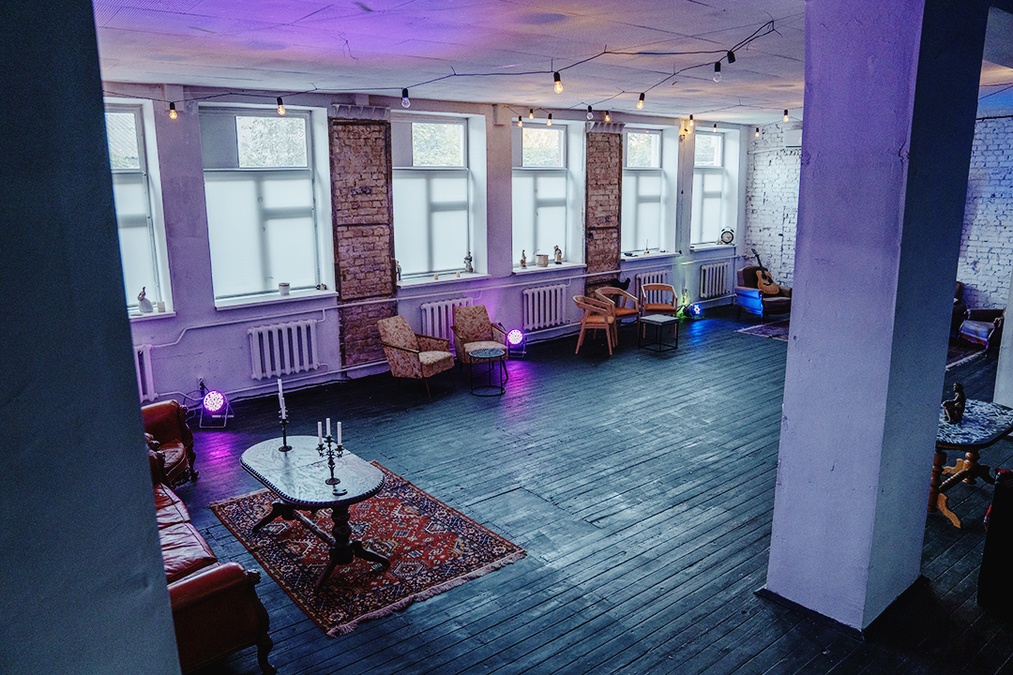 "GROHOT" - Білий лофт для ваших заходів