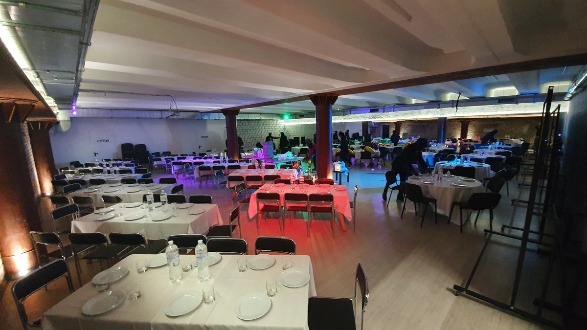 Танцювальний простір "Життя бальника"