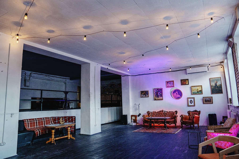 "GROHOT" - Білий лофт для ваших заходів