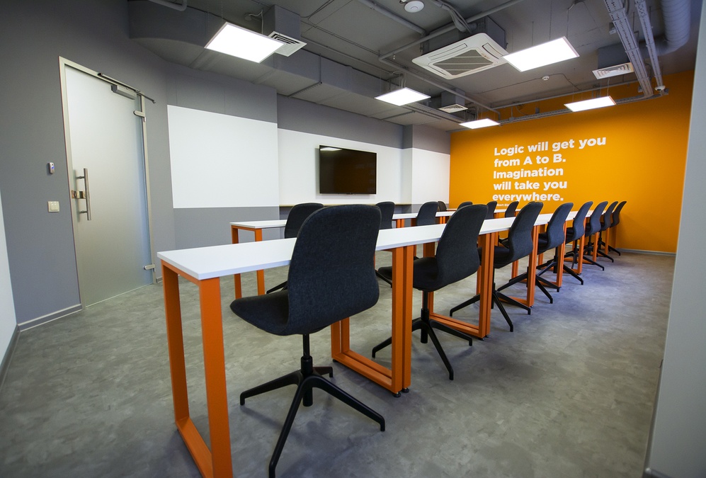 Конференц-зал формата «Учебный класс»