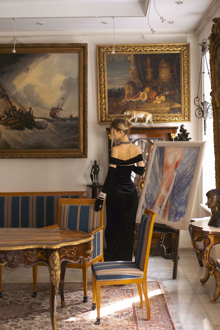 Галерея и антикварный салон для частных событий