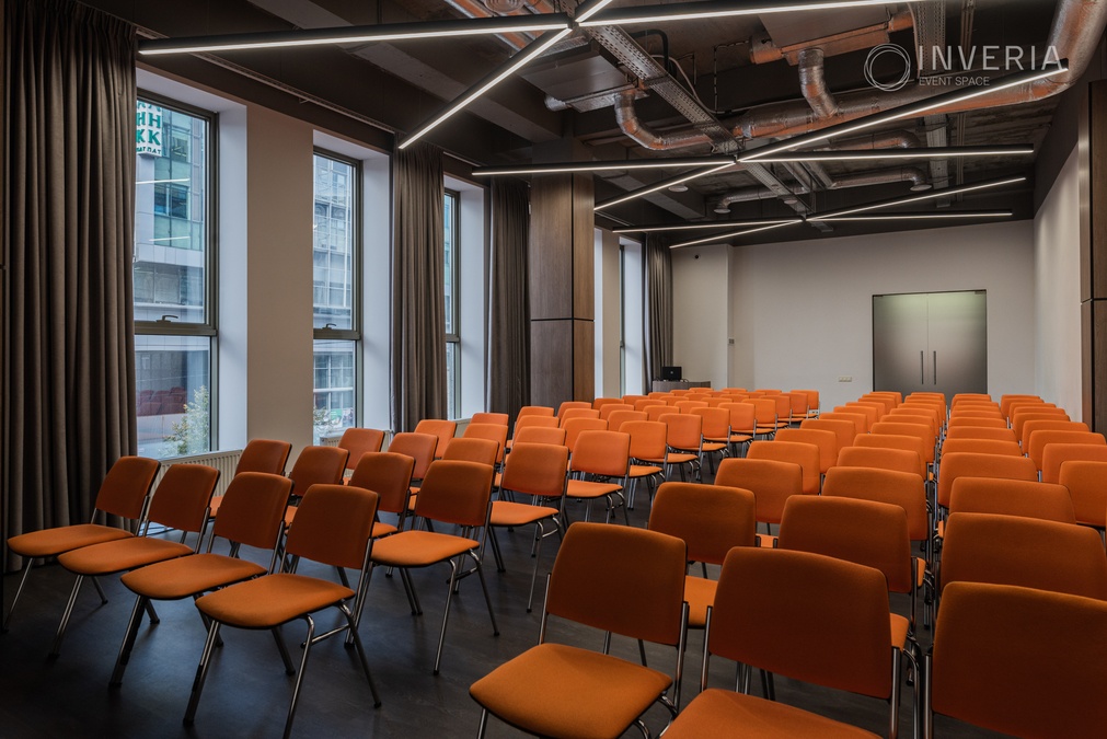 SOUTH  -  зал для яскравих подій