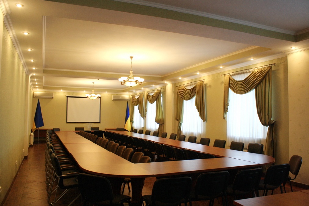 Конференц-зал в гостиничном комплексе на Днепре