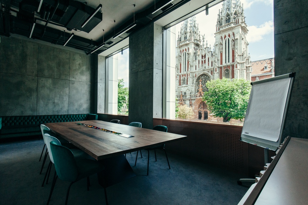 Пространство для событий "mOre"