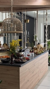 Перегляд Emily Family Studio — камерна локація для подій