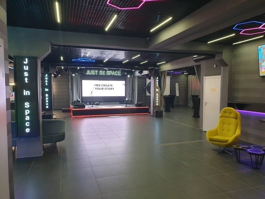 Арт-пространство Just in space