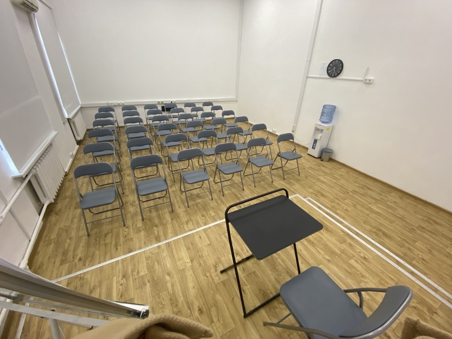 Зал для семінарів, тренінгів, майстер-класів