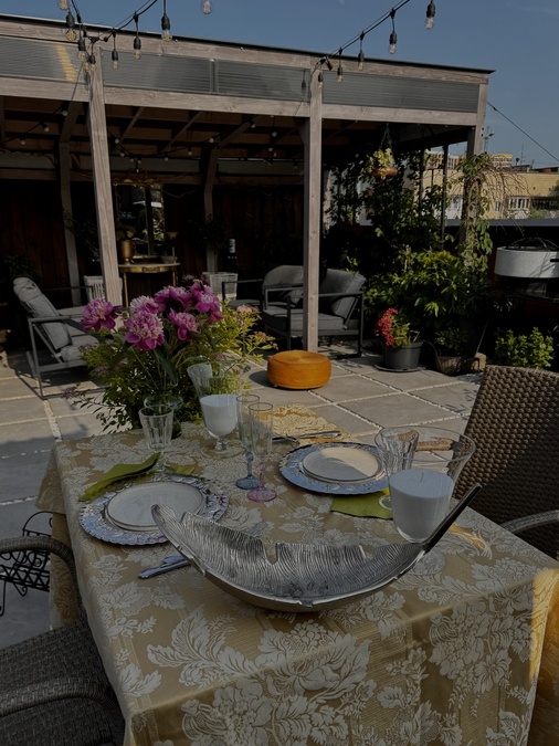 Тераса на даху Emily Family