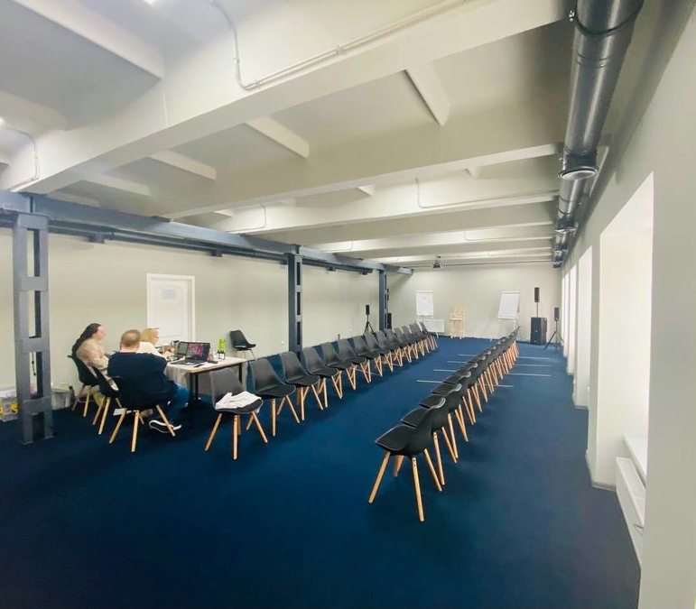 MAHARAJ HALL - простір для ваших заходів