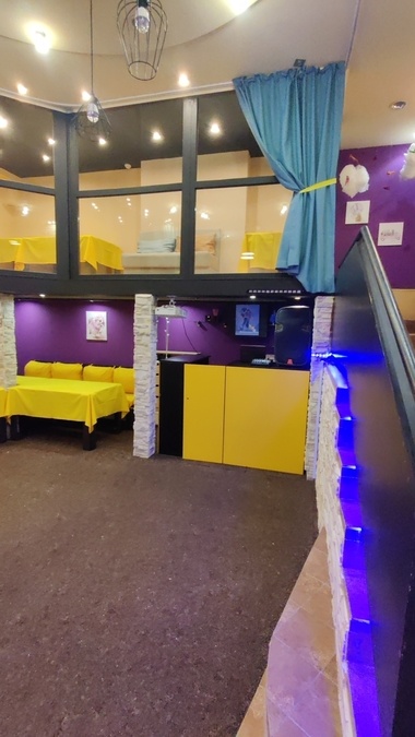 Стильна локація ObolonPartyRoom для вашого свята 