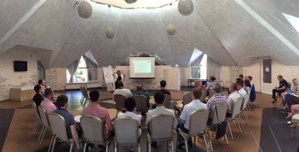 Большой конференц-зал в Княжичах