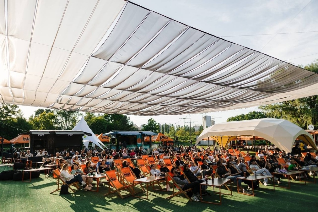 Поляна ВДНГ та Сад гамаків - простір для заходів