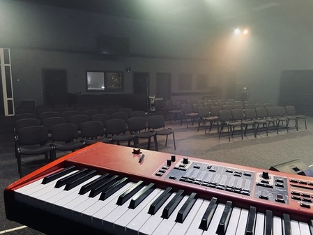 «Podil Hall» багатофункціональний простір