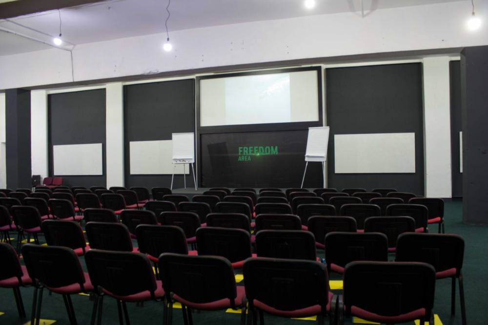 Конференц-зал для різних заходів