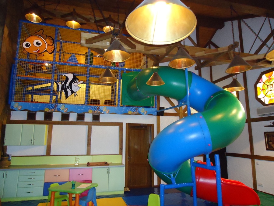 Ресторан на Днепре Mayachok 